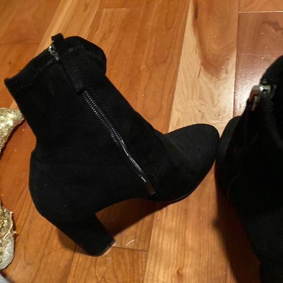 Steve Madden Booties - Picture 2 of 3